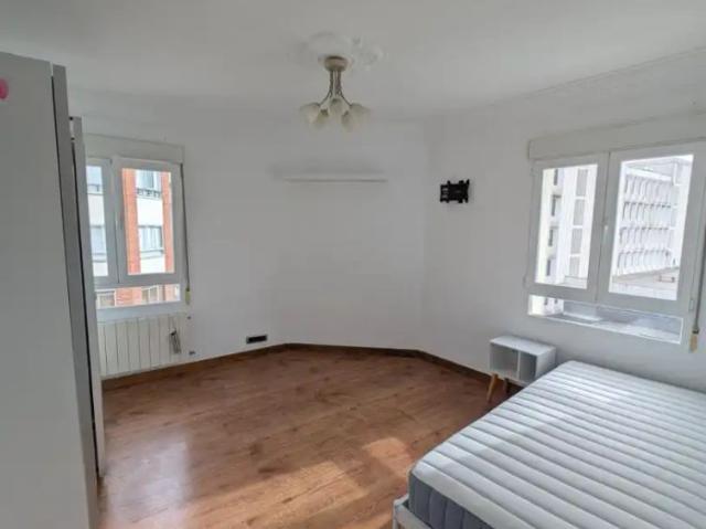 Apartamento de alquiler en Villa Pilar, Burgos Capital