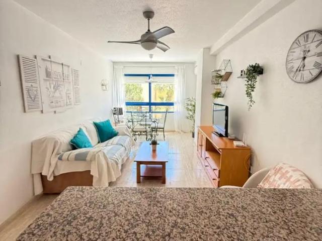 Apartamento de alquiler en Campoamor, Orihuela