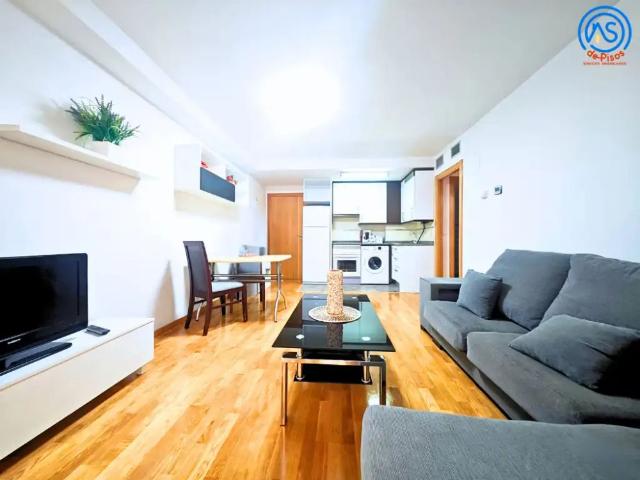 Apartamento de alquiler en Calle de Nuestra Señora de Bonaria, 13, Barrio del Ave, Zaragoza Capital