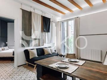 Sant Antoni, Barcelona, Lateral Gran Via de les Corts Catalanes, L'Antiga Esquerra de l'Eixample, Barcelona, Barcelona, Cataluña, Cataluña