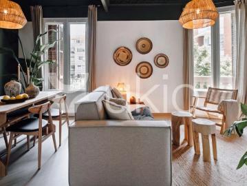 Sant Antoni, Barcelona, Lateral Gran Via de les Corts Catalanes, L'Antiga Esquerra de l'Eixample, Barcelona, Barcelona, Cataluña, Cataluña