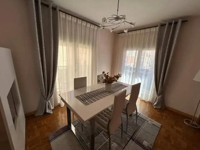 Apartamento de alquiler en Carrer Salvador Seguí, 18, La Salut, Badalona