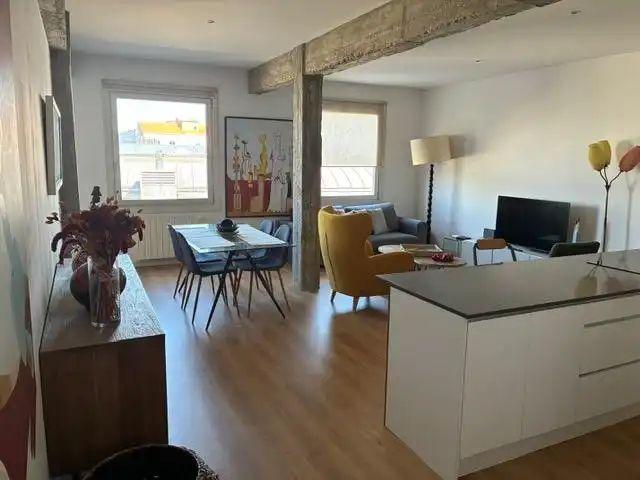 Apartamento de alquiler en Centro Areal, Vigo