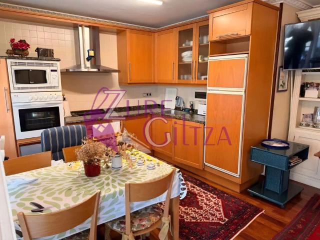 Apartamento de alquiler en Centro, Laredo