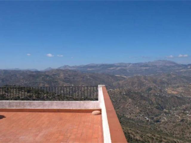 Apartamento de alquiler en Comares, Málaga