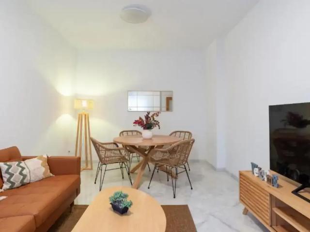 Apartamento de alquiler en El Ejido, Málaga Capital