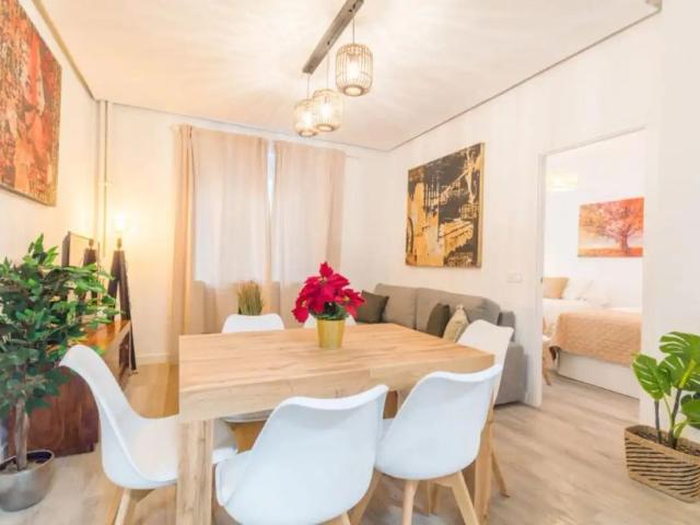 Apartamento de alquiler en Embajadores Lavapiés, Madrid Capital