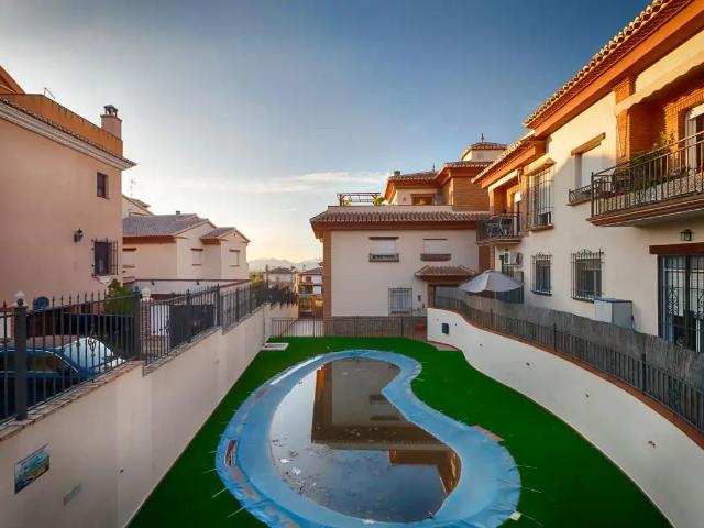 Apartamento de alquiler en La Zubia Ciudad, La Zubia