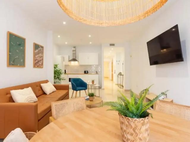 Apartamento de alquiler en La Goleta San Felipe Neri, Málaga Capital