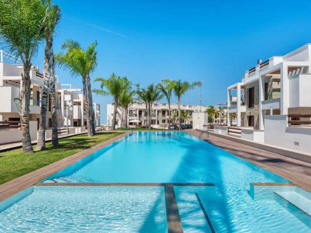 Apartamento de alquiler en Los Balcones Los Altos, Torrevieja