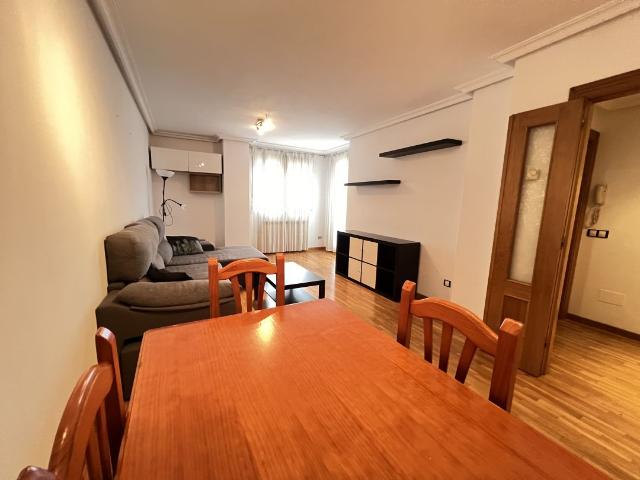 Apartamento de alquiler en Lugones