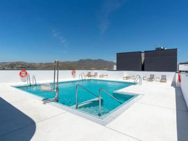 Apartamento de alquiler en Martiricos La Roca La Rosaleda, Málaga Capital