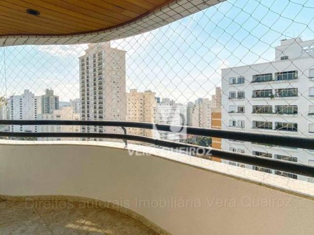 Apartamento de alto padrão à venda no Cambuí com elevador privativo!