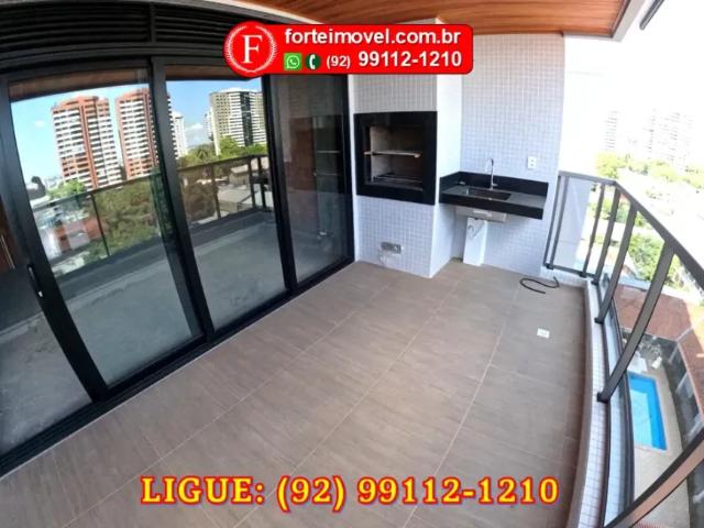 Apartamento de Alto Padrão no Adrianópolis 4 suítes, andar médio