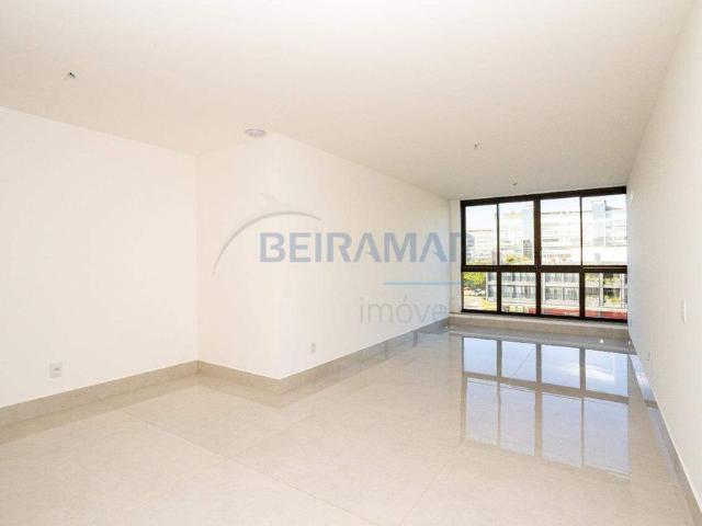 Apartamento de Alto Padrão no Noroeste, SQNW 103, 3 Quartos, 1 Suíte, 2 Semi Suítes, 2 Vagas e Vista Livre. Agende já sua visita!