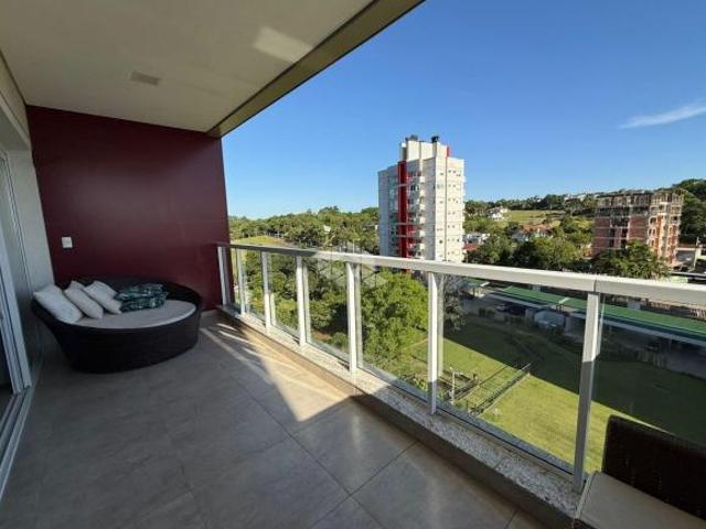 Apartamento de alto padrão no Parque Europa com vista panorâmica e infraestrutura completa