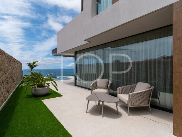 Apartamento de alto standing con jardín y piscina privada en. 126m² Callao salvaje