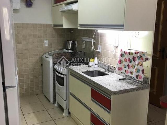 APARTAMENTO DE DOIS DORMITÓRIOS NO CENTRO DE GRAMADO