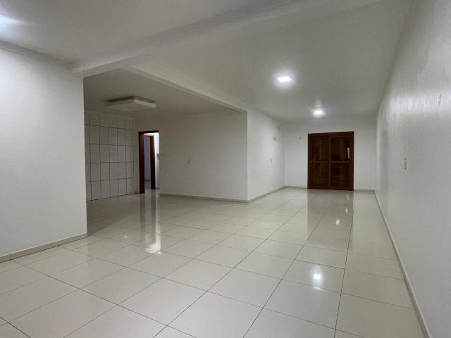 Apartamento de dois dormitórios para locação, São Jorge Portão