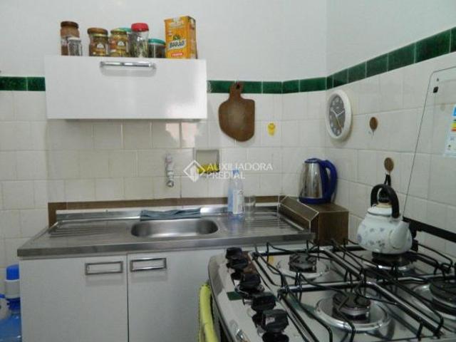 Apartamento de dois dormitórios próximo do Embarcadeiro
