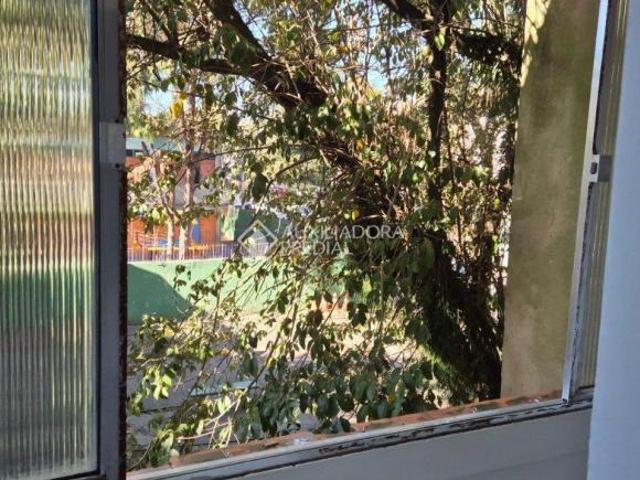 Apartamento de dois quartos no bairro Farroupilha