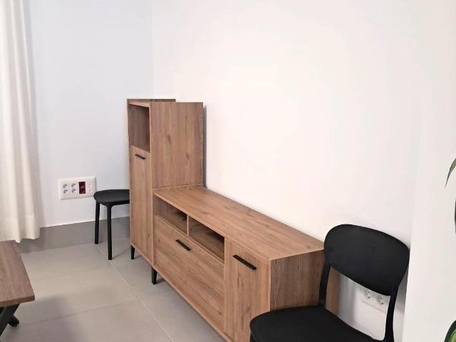APARTAMENTO DE DOS DORMITORIOS, AMUEBLADO A ESTRENAR