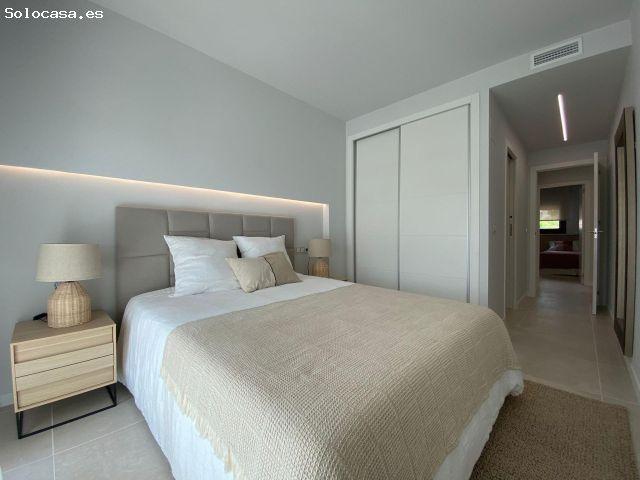 Apartamento de dos dormitorios en primera línea de playa en Denia