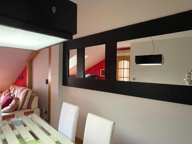 Apartamento de dos habitaciones enfrente del castillo con garaje y trastero incluidos en el precio
