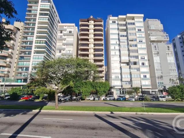 Apartamento de frente para a Avenida Beira Mar Norte