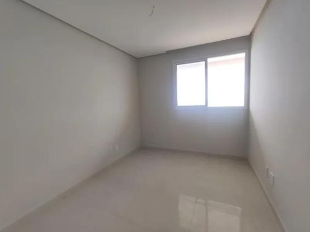 Apartamento de frente para a Praia do Morro. Vista panorâmica