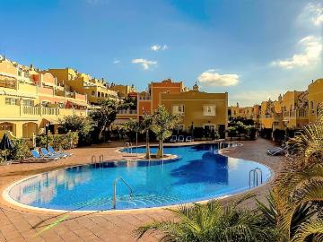 Apartamento de lujo con vistas al mar