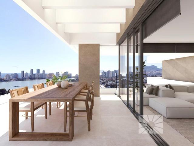 Apartamento de lujo de obra nueva con vistas al mar y amplia. 151m² Calpe Calp
