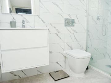 Apartamento de lujo en planta baja con terraza privada – Aire Residencial, Villamartín
