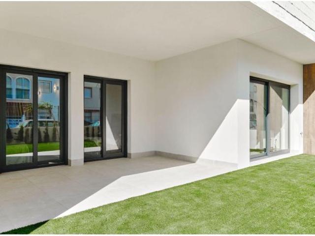 ? Apartamento de Lujo en Planta Baja con Jardín Privado – Obra Nueva en Torrevieja