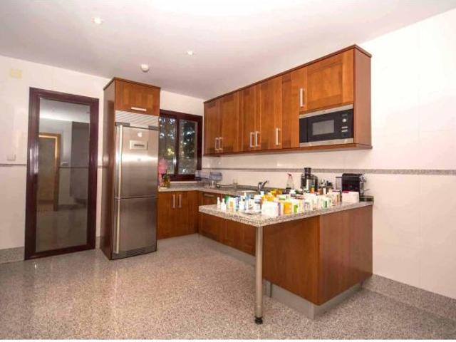 Apartamento de lujo en 100 m del mar en Las Nayades, Estepona
