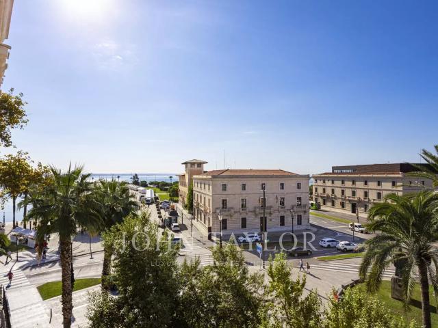 Apartamento de lujo frente al mar en La Lonja, Palma de Mallorca