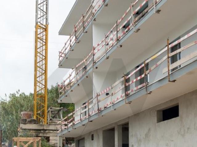 Apartamento T3 Novo com Varanda e Box no AURA 24, Ramada
