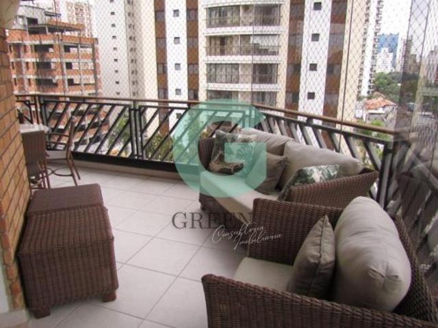 Apartamento de Luxo no Campo Belo: 4 quartos, 2 suítes, 217m², 3 vagas São Paulo SP