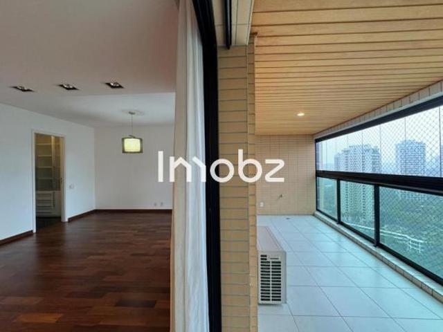 Apartamento de luxo à venda em São Paulo SP, Villaggio Panamby: 4 quartos, 4 suítes, 5 banheiros, 3