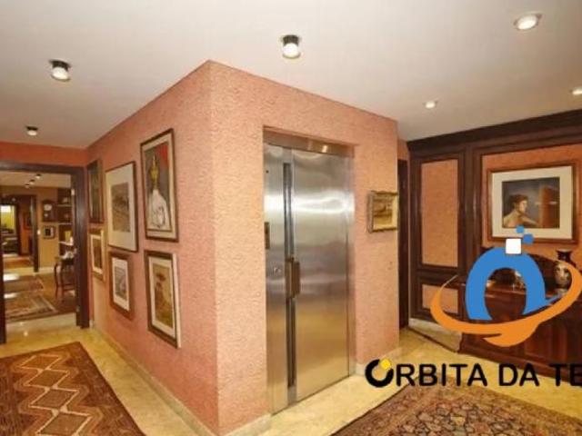 Apartamento de luxo com 4 quartos e 426m² no Cabral, Curitiba PR: sua nova residência de alto padrão