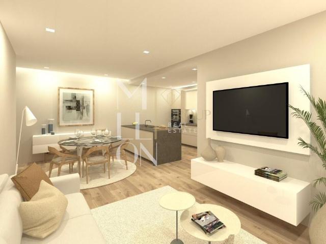 Apartamento de luxo com terraço de 140m², piscina privada, vista mar