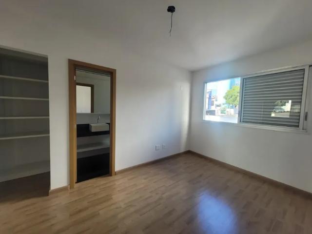 Apartamento de Luxo com Área Privativa Bairro Liberdade