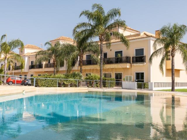 Apartamento de luxo de 3 quartos com piscina e garagem em bo. 98m² Santa Bárbara De Nexe