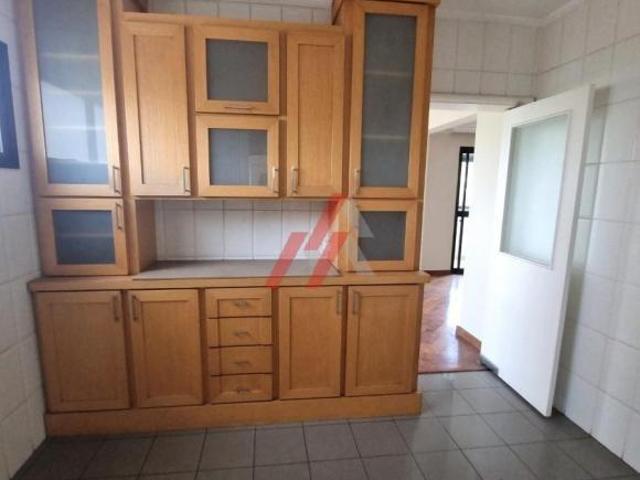 Apartamento de Luxo em Alphaville Centro Industrial e Empresarial 4 Quartos, 2 Suítes, 2 Salas, 4