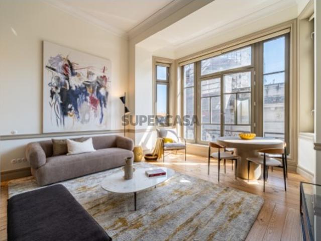 Apartamento de Luxo T0 nos Aliados no Porto