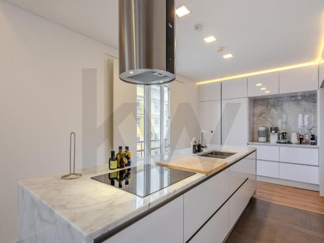 Apartamento de luxo 3 dormitórios com garagem junto ao parqu. 122m² Avenidas Novas