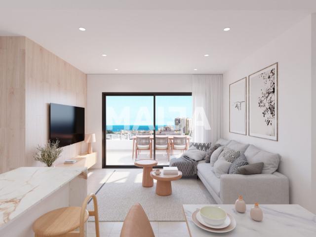 Apartamento de nueva construcción en Torrevieja con privado