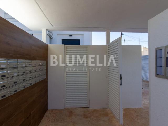 Apartamento de obra nueva a 200 metros de la playa en venta. 57m² Dénia