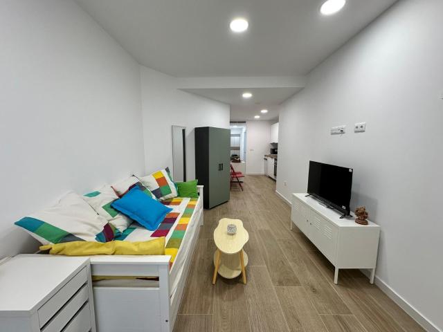 Apartamento de obra nueva en planta baja a estrenar junto HOSPITAL MORALES MESEGUER