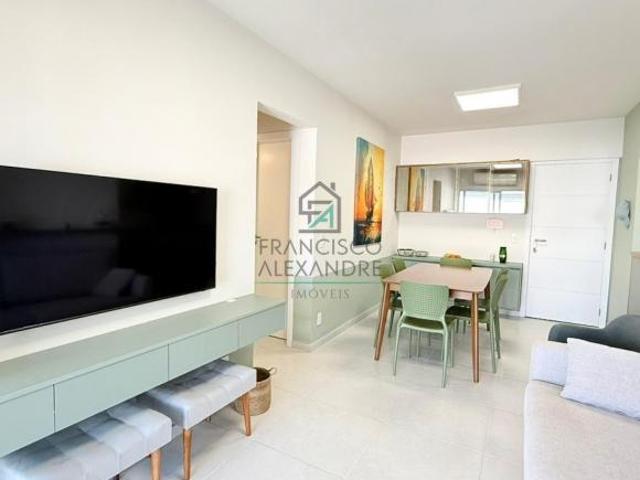 Apartamento Decorado a 50 metros da praia! Bertioga SP